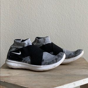 Nike Women’s Free Run Motion Flyknit